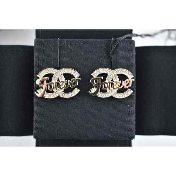 Chanel 21S Gold Crystal Forever CC Logo Large Dangle Statement Stud Earrings - Picture 3 of 12